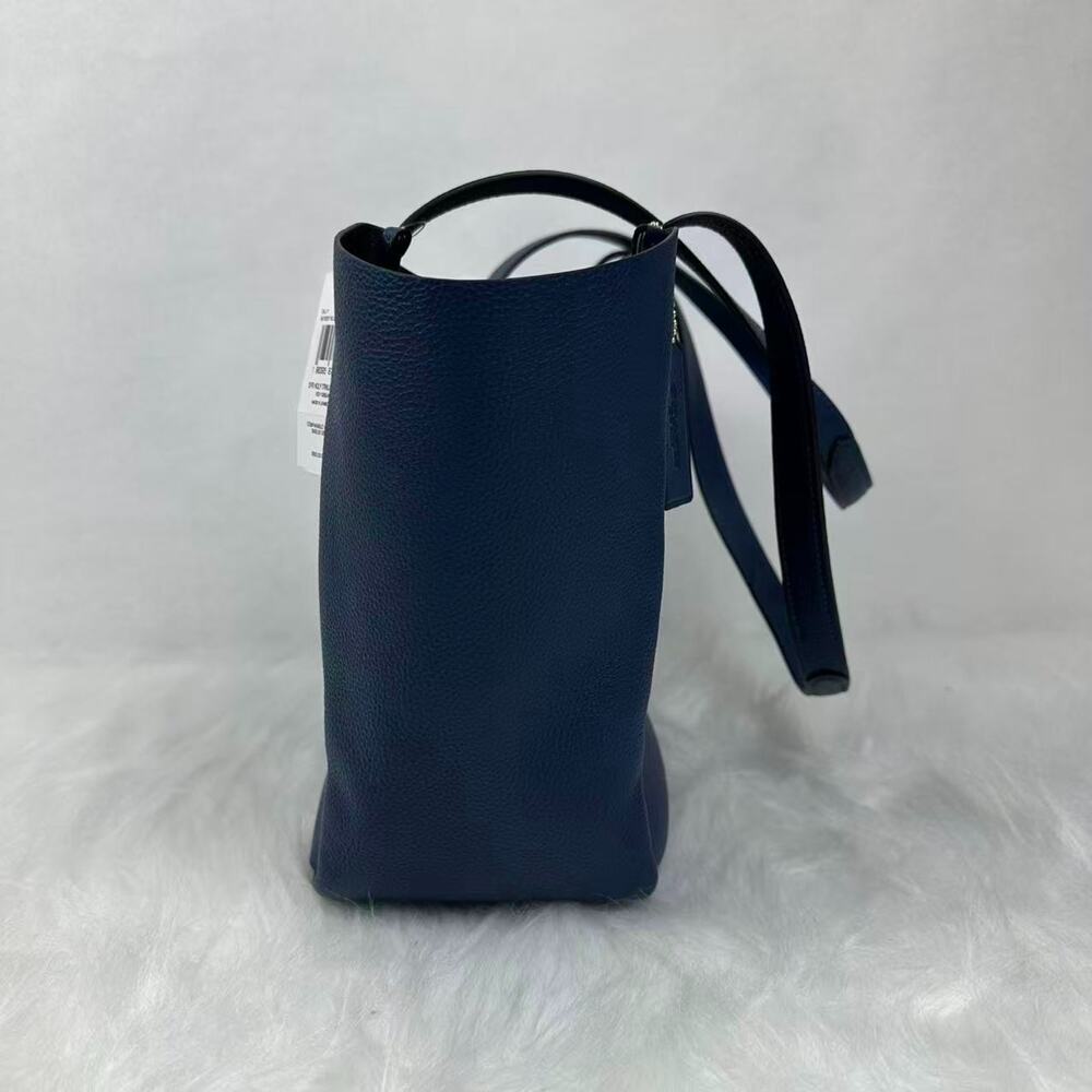 Coach Hadley Turnlock Tote Bag In Leather/Gold/Deep Blue CAL17 NWT - Picture 3 of 9